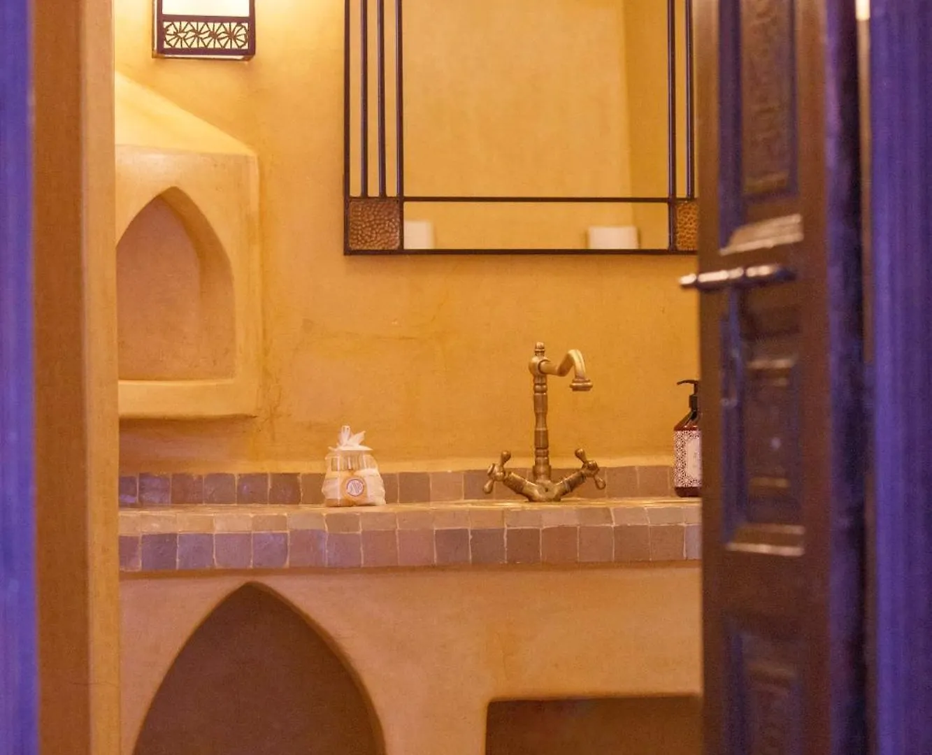 Riad Privatif Avec Piscine Chauffee Au Coeur De La Medina Et Petits-Dejeuners Inclus Marrakesh 0*,